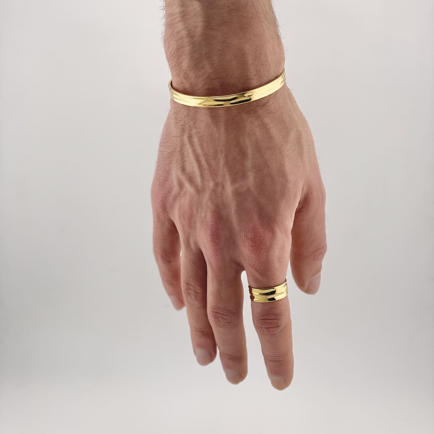 Hammered Ring - Gold