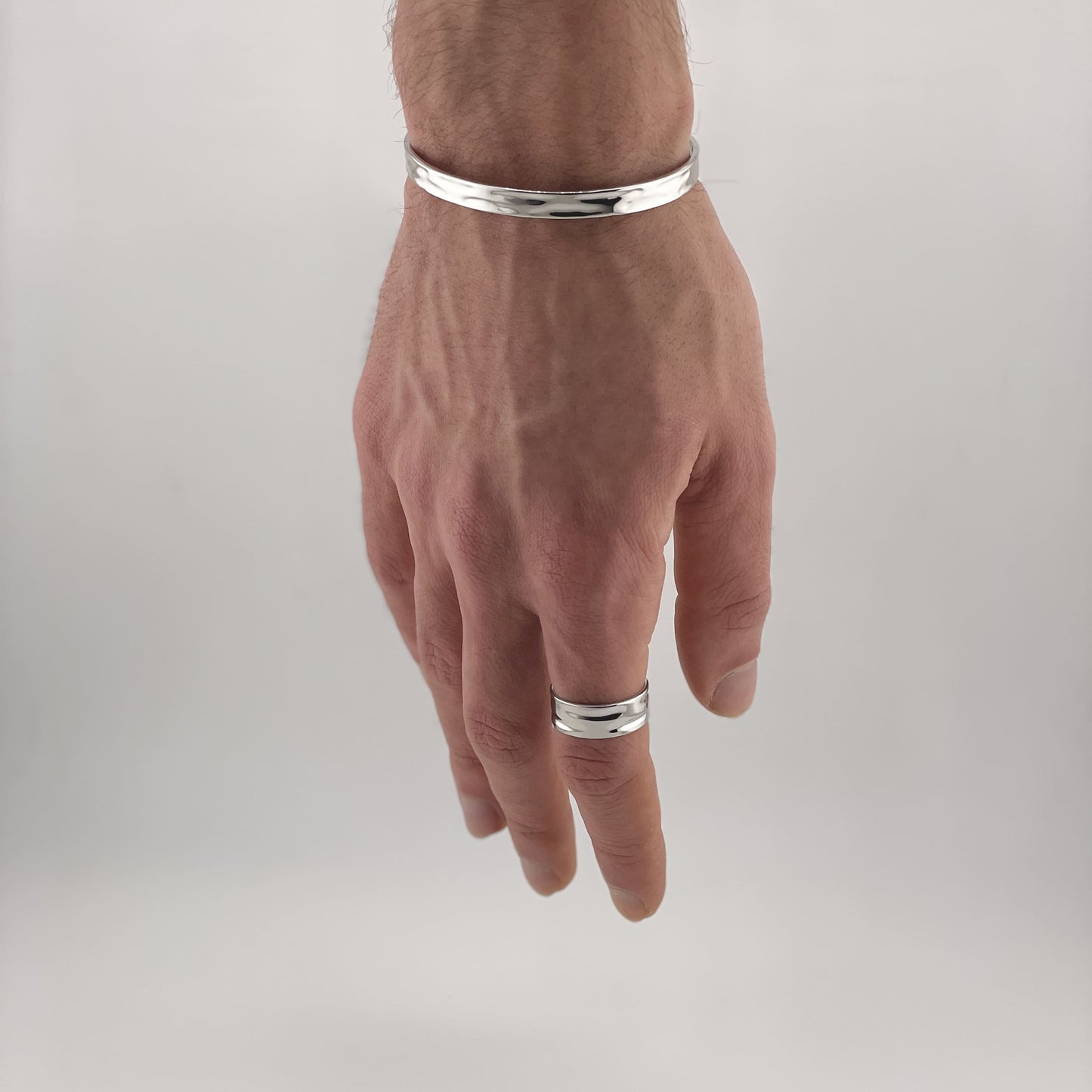 Hammered Cuff - mit Gravur