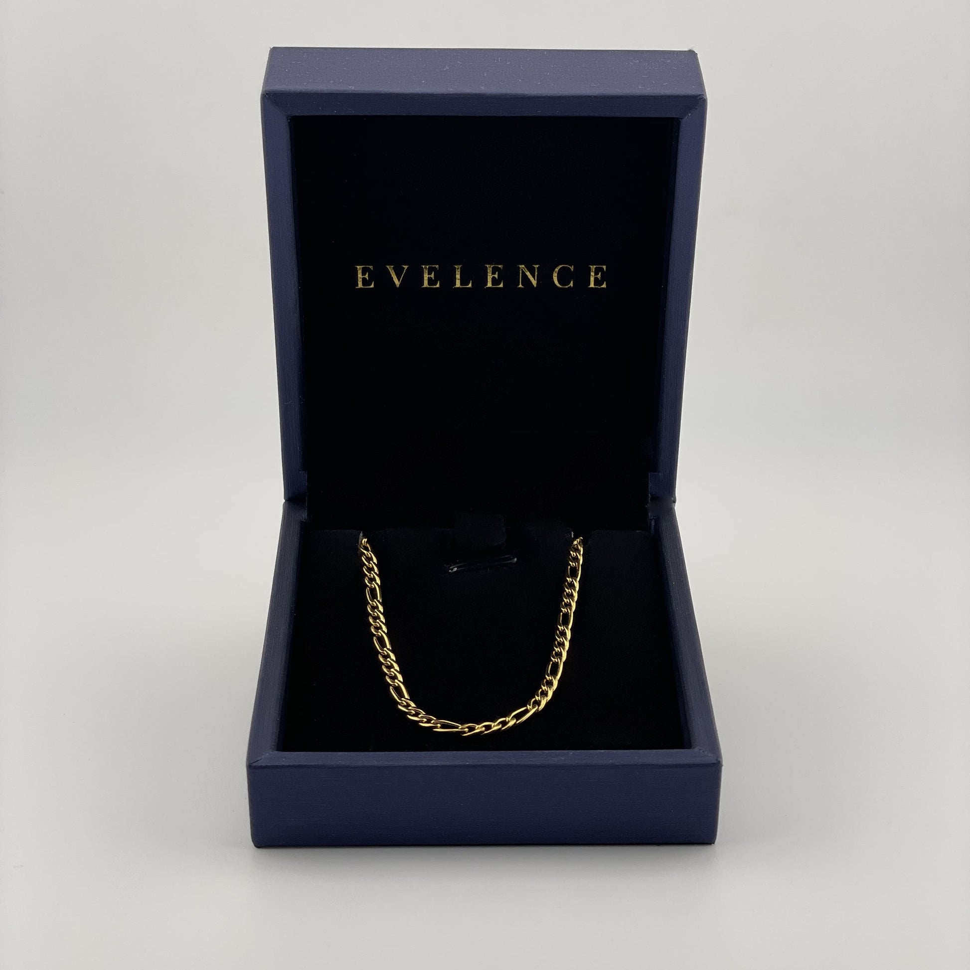 Figaro Kette in Gold aus Edelstahl in 3mm mit Geschenkverpackung von Evelence Schmuck
