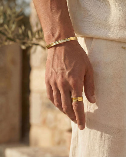 Hammered Ring - Gold